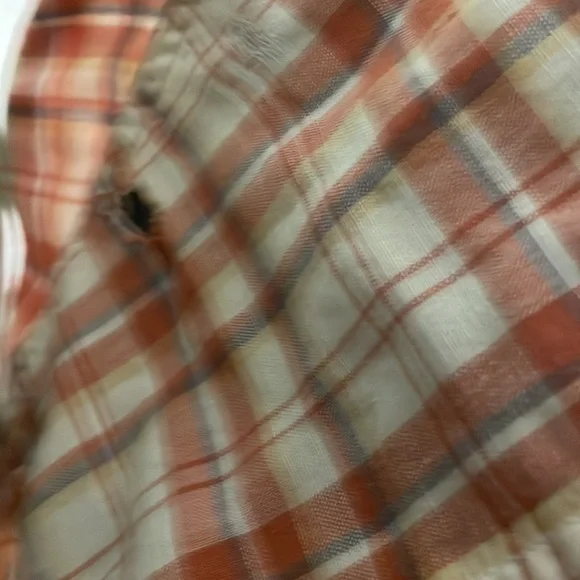 Casual plaid button down - Picture 5 of 5